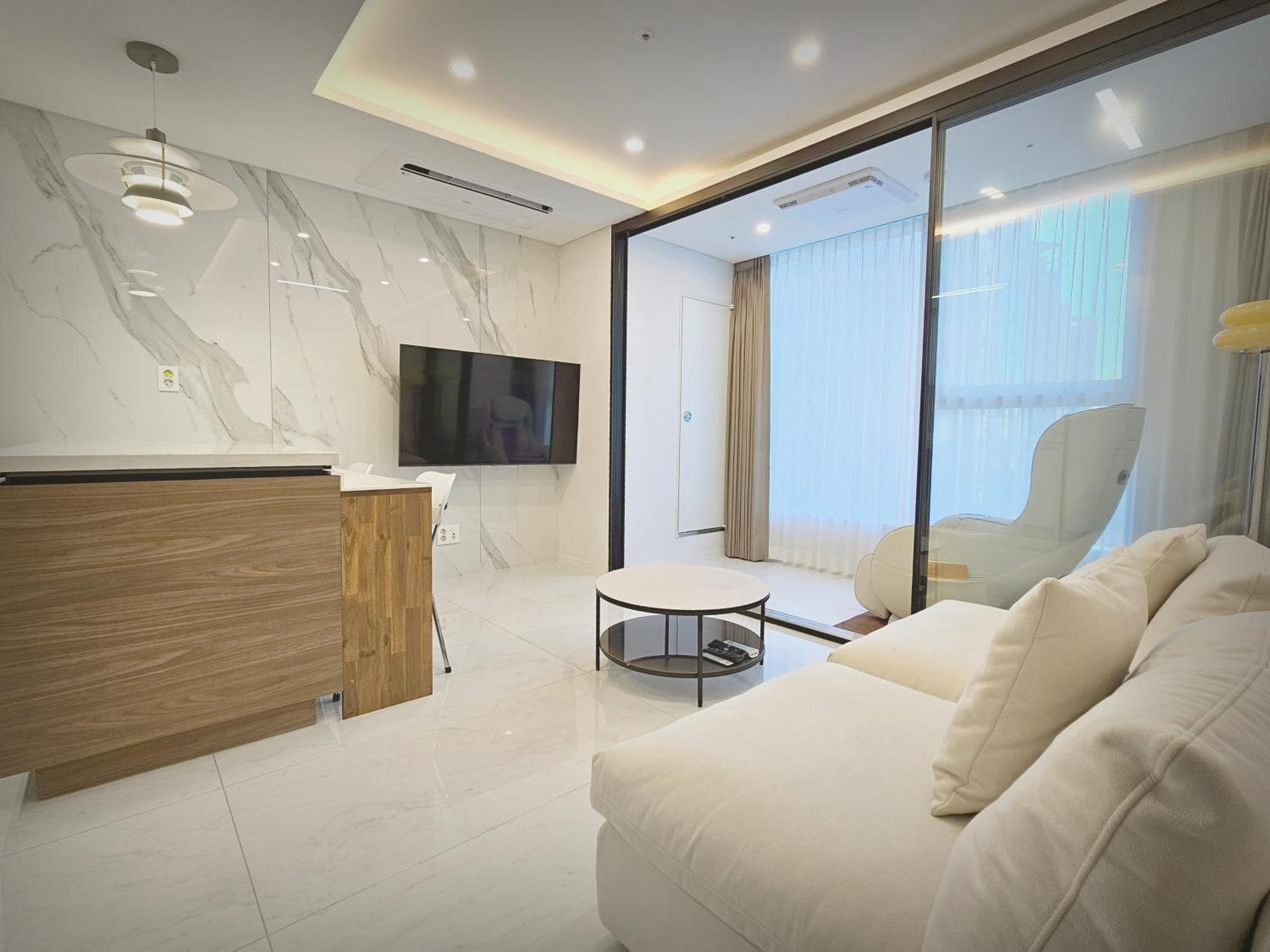 Apartamento Uh Flat The Seocho Seúl Exterior foto